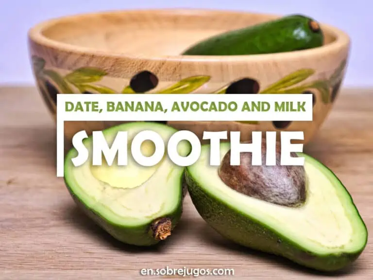 DATE, BANANA, AVOCADO AND MILK SMOOTHIE